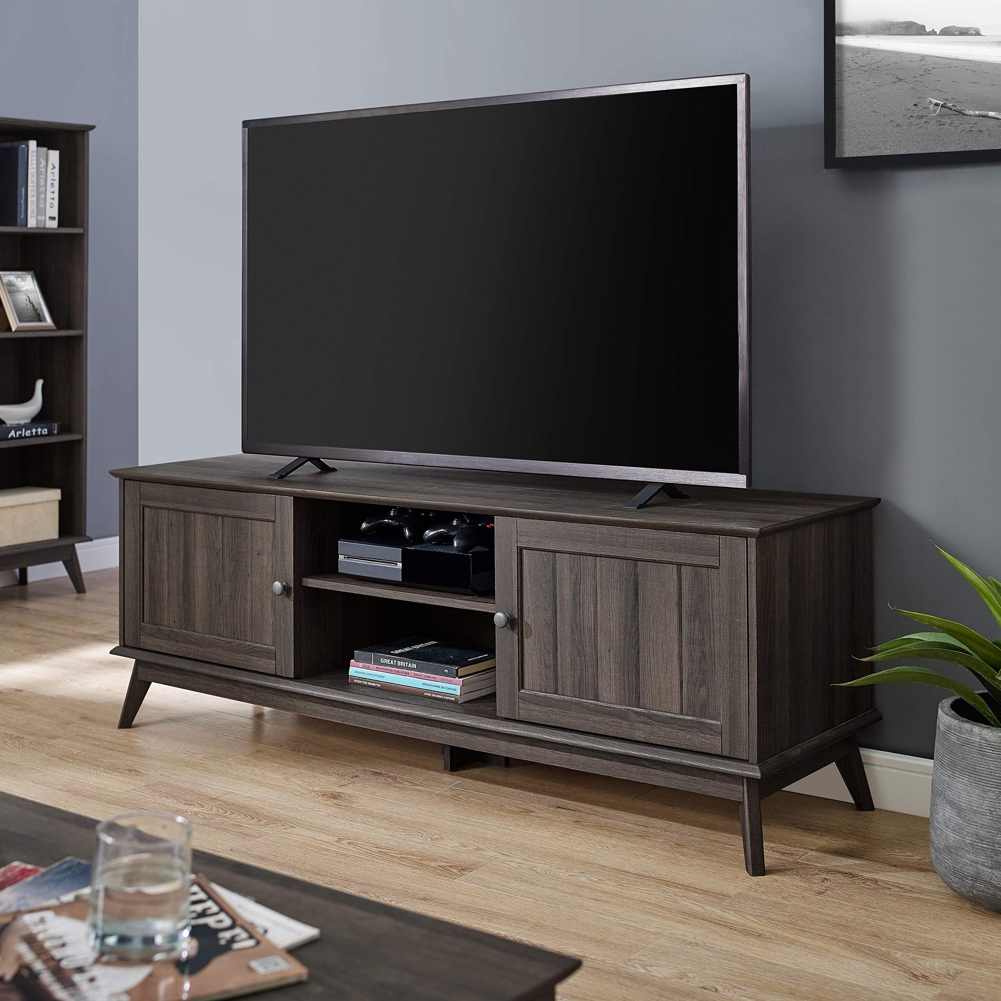 Modern Oak TV Cabinet with Storage Space